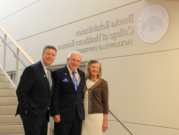 Jack and Beverly Keigwin with President Cost